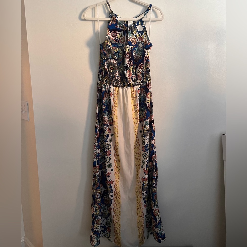NWOT silky Maxi Dress 💙 Medium